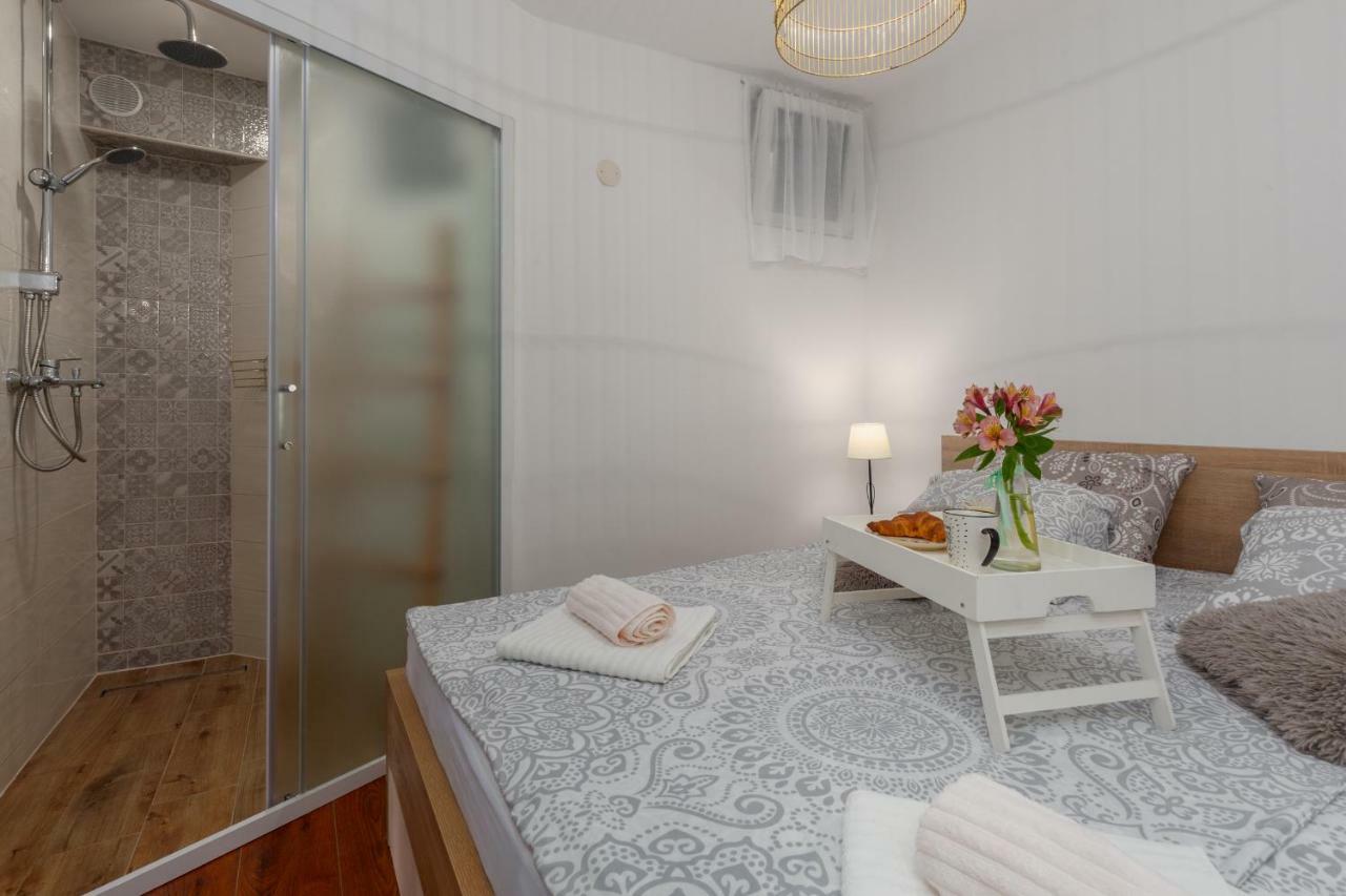 Apartment Henna Пула Екстериор снимка